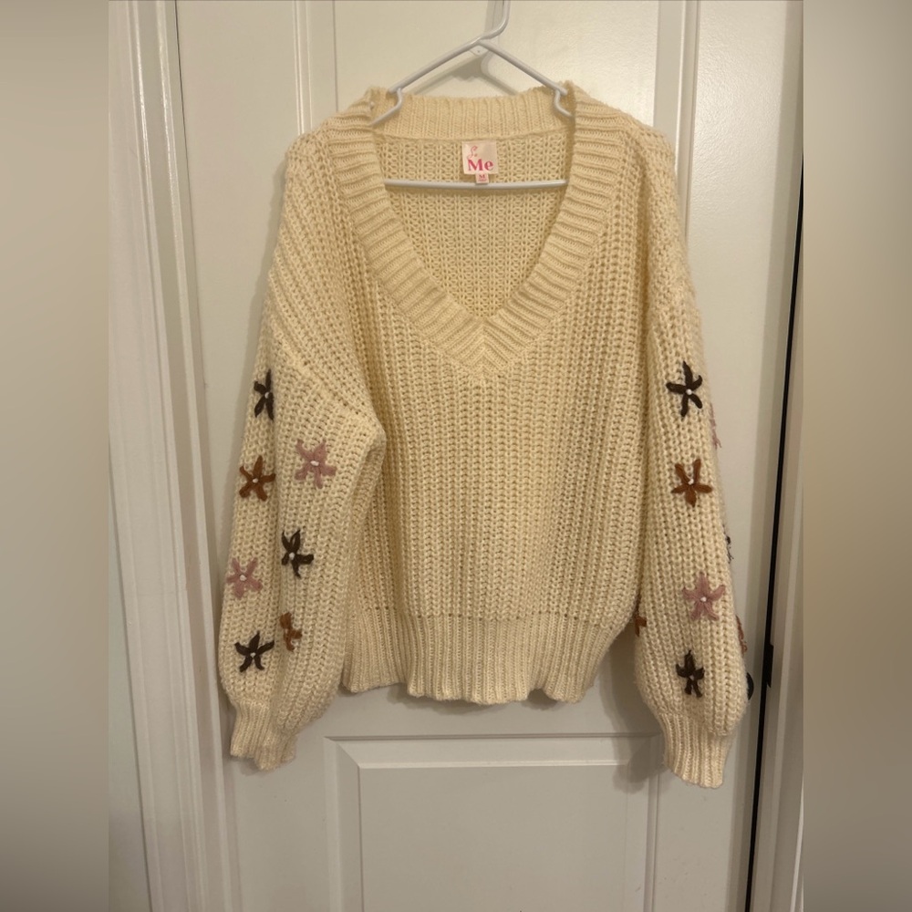 Cream V-Neck Sweater With Flower Detail